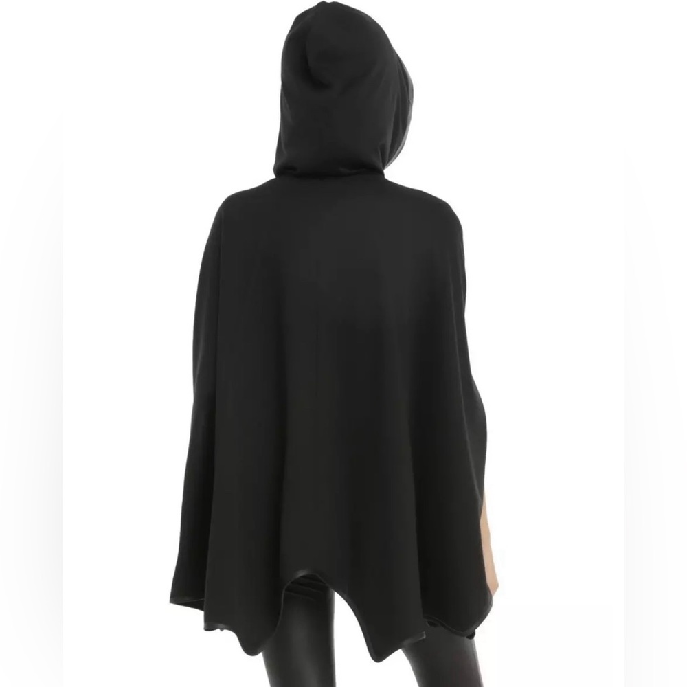 HOT TOPIC | RARE Hooded Bat Cape *EUC* - Picture 3 of 13